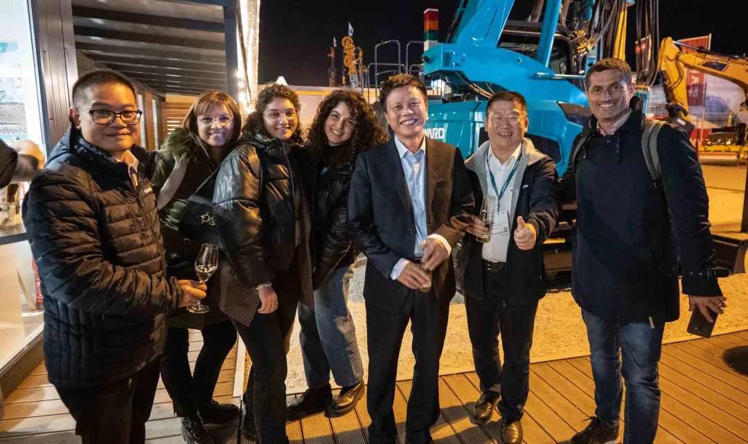 Bauma 2022 | 一组火热现场图带您重温山河智能德国宝马展之旅