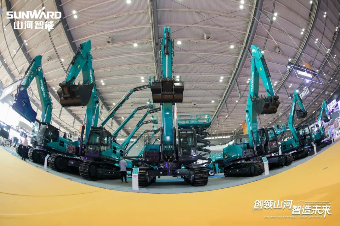闪耀2023 CICEE！看山河智能“明星产品”有多“炫”